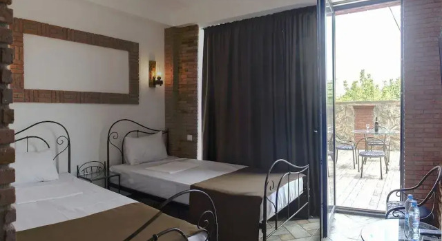 Hotel Janashia