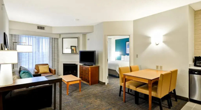 Двухместный люкс с 2 комнатами Residence Inn by Marriott Lexington South Hamburg Place