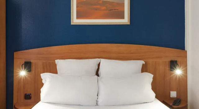 Hôtel Kyriad Evreux - La Madeleine, Rezervasyon Otel Evreux Eure
