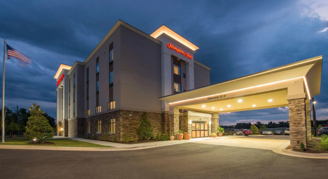 Четырёхместный номер Standard Hampton Inn Waynesboro
