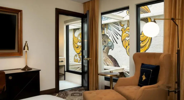Номер Standard с красивым видом из окна The Peregrine Omaha Downtown Curio Collection By Hilton