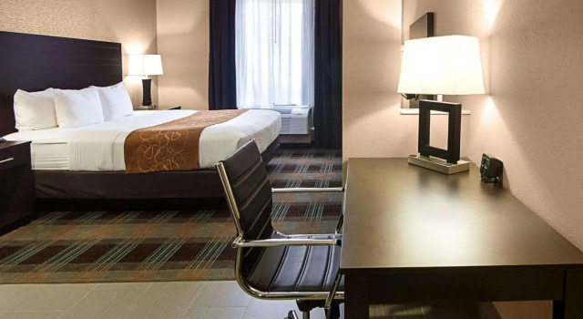 Двухместный люкс Comfort Suites Houston West at Clay Road