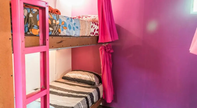 Кровать в общем номере RocaMar Hostel Boutique