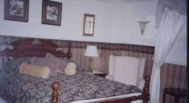All Seasons Bed & Breakfast, Varaa Hotelli Mississauga 