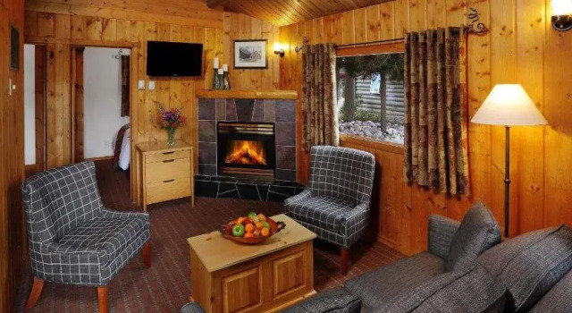 Bear Hill Lodge, Rezervasyon Otel Jasper Jasper National Park