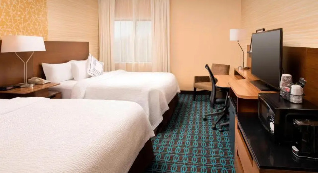Четырёхместный номер Standard Fairfield Inn & Suites Albany East Greenbush