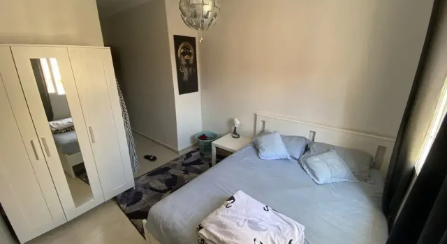 Modern Retreat 5 Minutes from the RAK, Забронировать Отель Отели Марракеш-Тенсифт-Эль-Хауз с парковкой, Парковка
