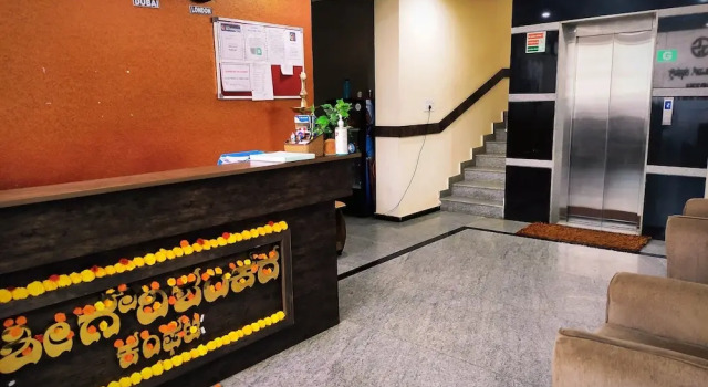 Hotel GS Komforts, Varaa Hotelli Hotellit Bangalore aamiaisella, Aamiainen