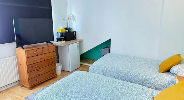 SpareRoom in Plumstead - London, Забронировать Хостел Хостелы Большого Лондона, Хостел