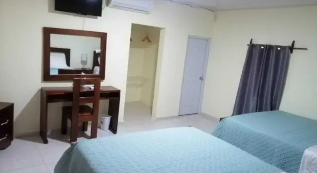 Anedi Guesthouse, Забронировать Гостевой дом Отели Ла-вега с парковкой, Парковка