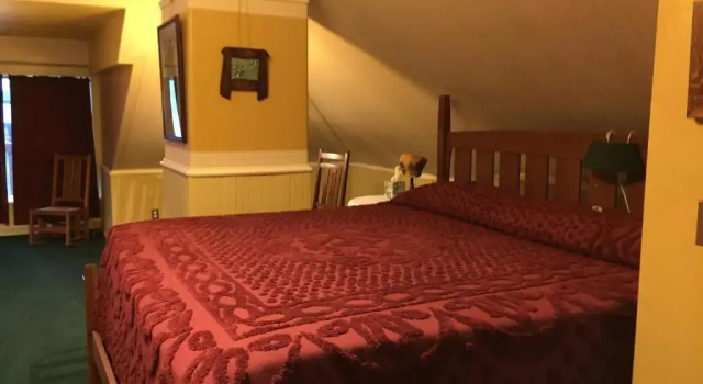 Номер Deluxe Alaskas Capital Inn Bed and Breakfast