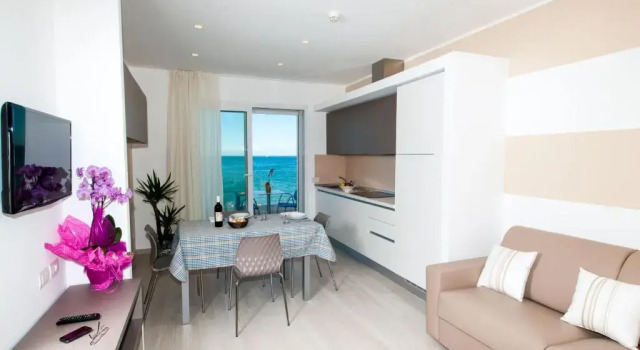 Апартаменты c 1 комнатой с видом на море Lungomare Relax Residence
