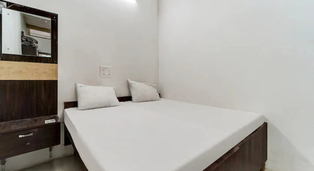 Solar Inn Tirupati, Rezerwuj Hotel Hotele w Andhra Pradesh z parkingiem, Parking
