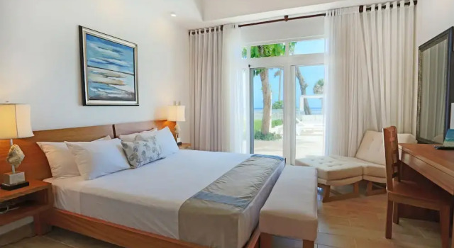 Вилла Ocean Front Villa Deluxe 4 Bedroom