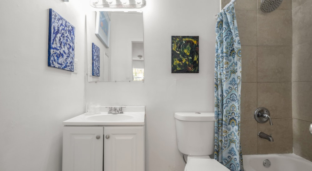 Номер Deluxe Art King Suite With Priv Bath