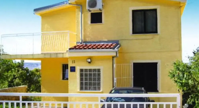 Apartment With 2 Bedrooms in Starigrad, With Wonderful sea View, Enclo