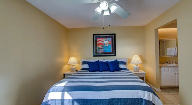 Fourth floor condo at The Whaler with amazing gulf views, Забронировать Отель Галф-Шорс Alabama Gulf, рядом с Парк аттракционов Waterville USA