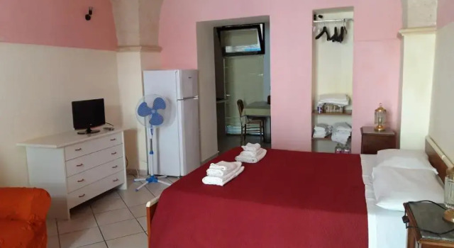 Regina Viarum Apartment, Historic City Centre, Buchen Sie Ferienwohnung Hotels in Brindisi mit Parkplatz, Parkplätze