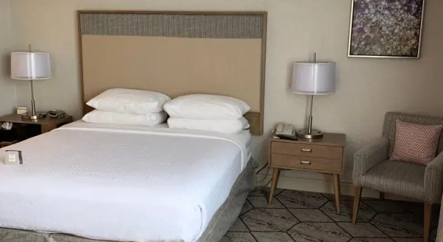 Двухместный номер Standard Crowne Plaza Syracuse