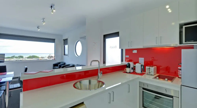 Апартаменты Burnie by the Bay Apartments