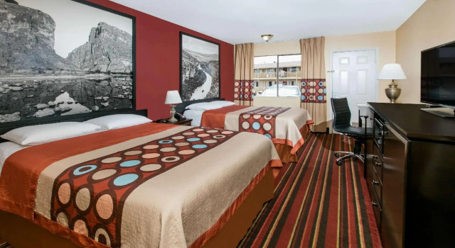 Standard Vierer Zimmer Super 8 by Wyndham Temple S General Bruce