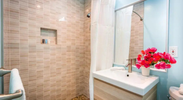 Четырёхместный номер Standard Hotel Zico, BW Signature Collection