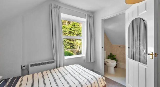 Apartment in Salcombe With Stunning Sea Views, Prenota Appartamento Salcombe Devon