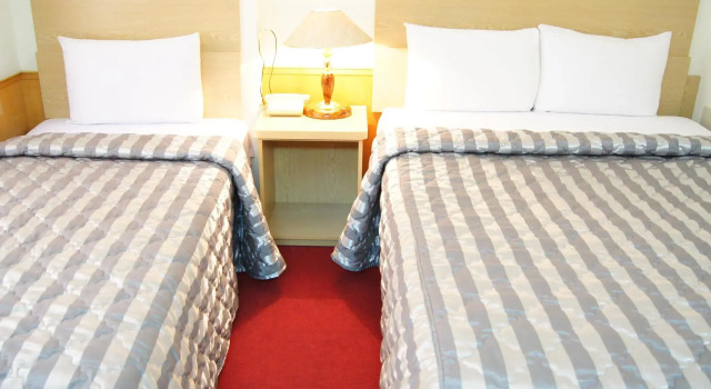 Трёхместный номер Standard Famouse Hotel