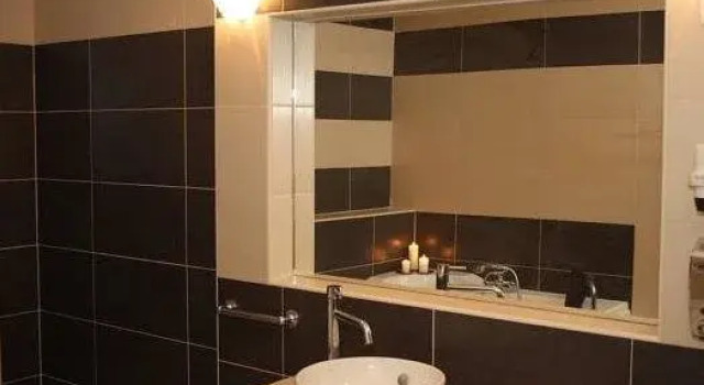 Sebestyén Apartmanház-Motel, Book Motel  