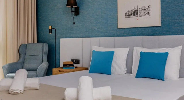 Hotel Aquilo, Rezervasyon Otel Buljarica 