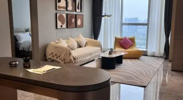 Люкс Chengdu ONE Hotel (Global Center Financial City)