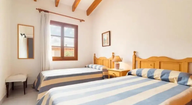 Villa - 3 Bedrooms with Pool and WiFi - 103194