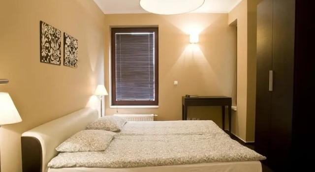 AP-Apartments Wspólna No. 50, Забронировать Апартаменты/квартира Отели Варшавы с парковкой, рядом с ОРКО Тауэр, Парковка