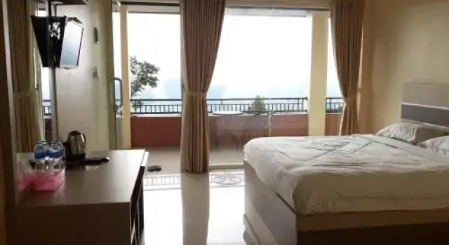 Cra Hotel