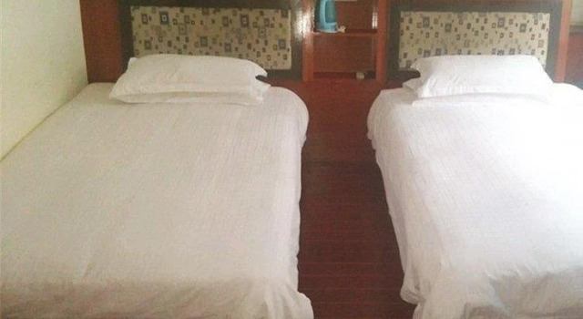 Yifeng Hotel, Book Hotel Enshi Hubei