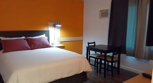 Одноместный номер Economy Motel Happy Salmon