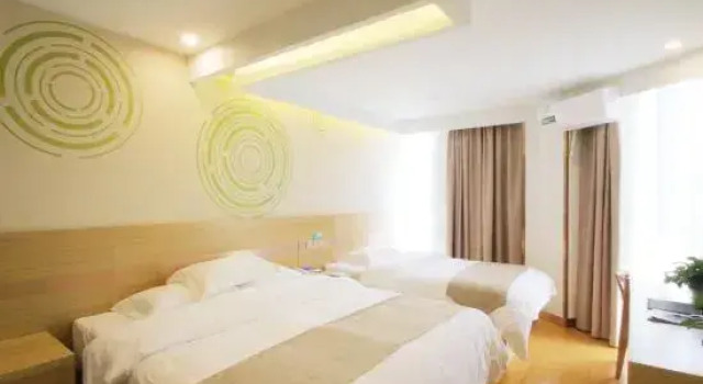 Семейный люкс GreenTree Inn Shanghai Minxing Beiqiao Station Express Hotel