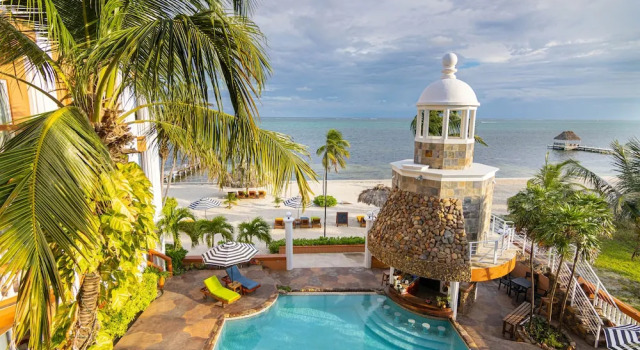 Вилла Grand Lighthouse Beach Villas