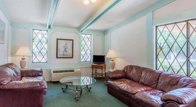 Knights Inn Elkton, Rezerwuj Hotel Elkton Maryland