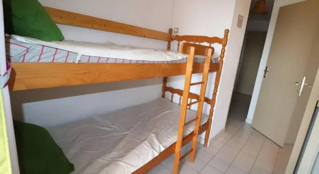 Appartement Le Grau-du-Roi, 2 pièces, 4 personnes - FR-1-307-153, Book Apartment Hotels in Camargue with a Pool, Swimming Pool