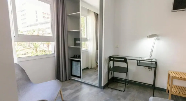 Трёхместный номер Standard с красивым видом из окна Bajondillo Beach Cozy Inns
