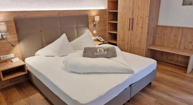 Номер Deluxe Hotel Gasthof Edelweiß