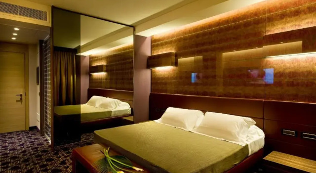Двухместный номер Deluxe Viola Mhotel