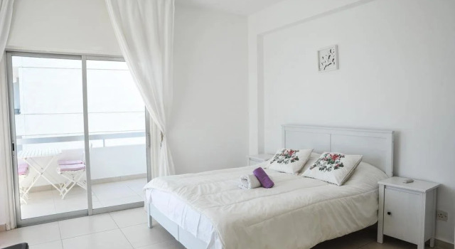 Gulf Palace Apartments, Rezervovat Apartmán Hotely v Germasogeia s bazénem, Bazén