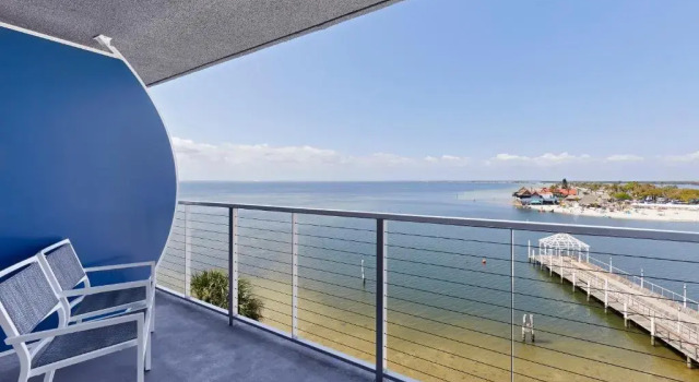 Полулюкс с видом на море Bay Harbor Hotel