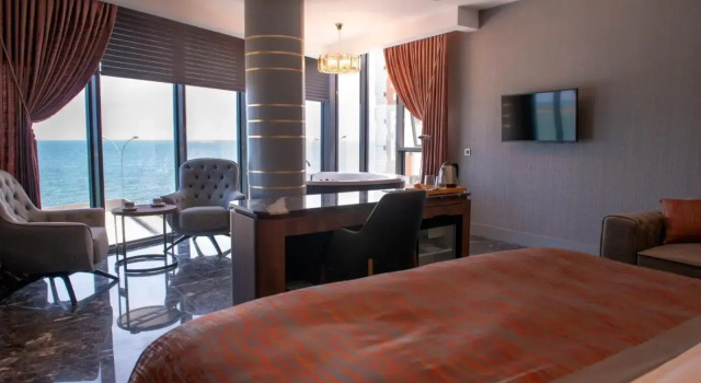 B&C Hotel