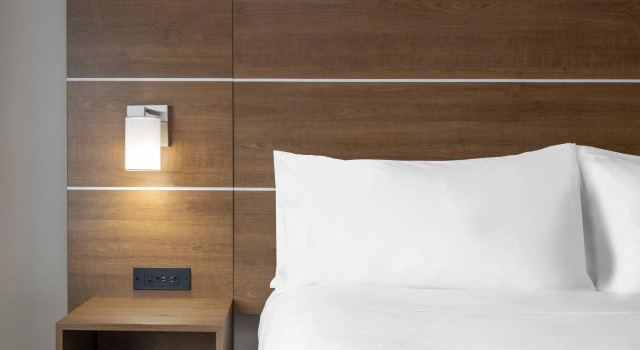 Двухместный номер Standard Holiday Inn Express & Suites Dallas East - Fair Park by IHG