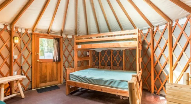 Тент Mount Hood Village Premium Yurt 4