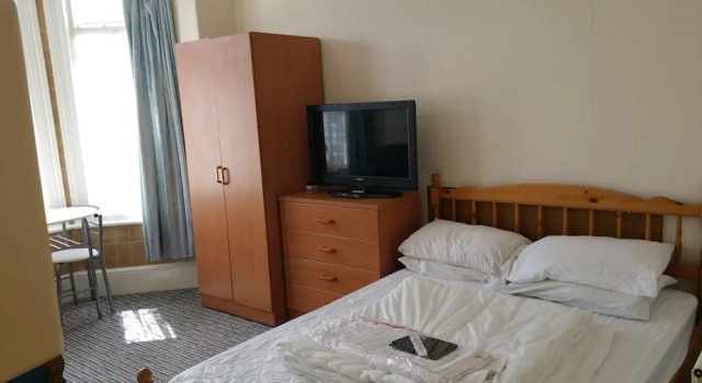 2 Berth, First Floor Flat, Glen Villa 4, Забронировать Вилла Отели Англии 3 звезды, 3*