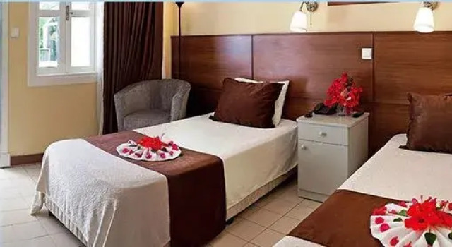 La Hotel Kyrena, Rezervovat Hotel Hotely v Northern Cyprus s parkováním, Parkování